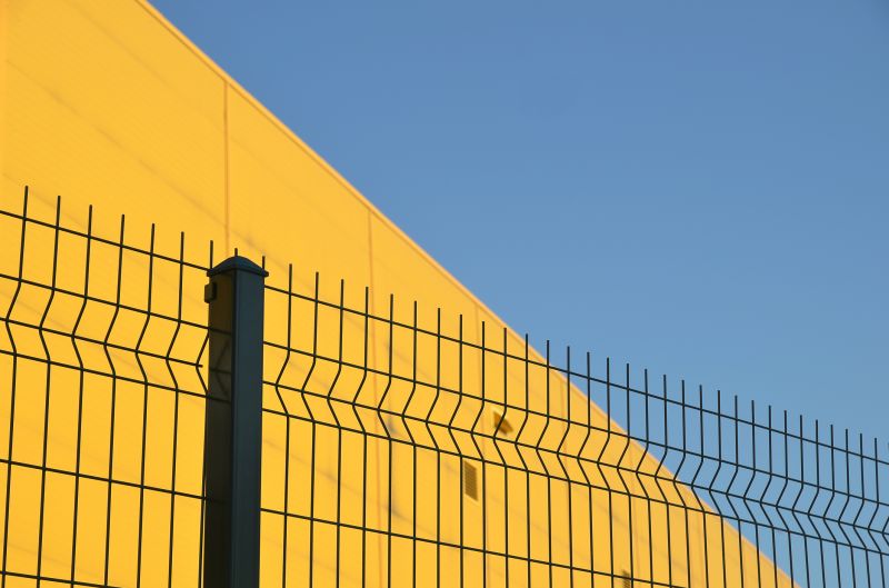 Aluminum Fence Construction in Pearland, TX