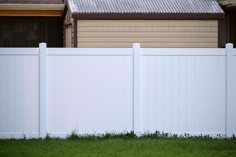 Vinyl Fence Replacement in Pearland, TX